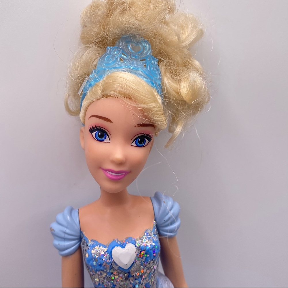 Hasbro Disney Royal Shimmer Blue Princess Cinderella‎ Doll with Blonde Hair Used